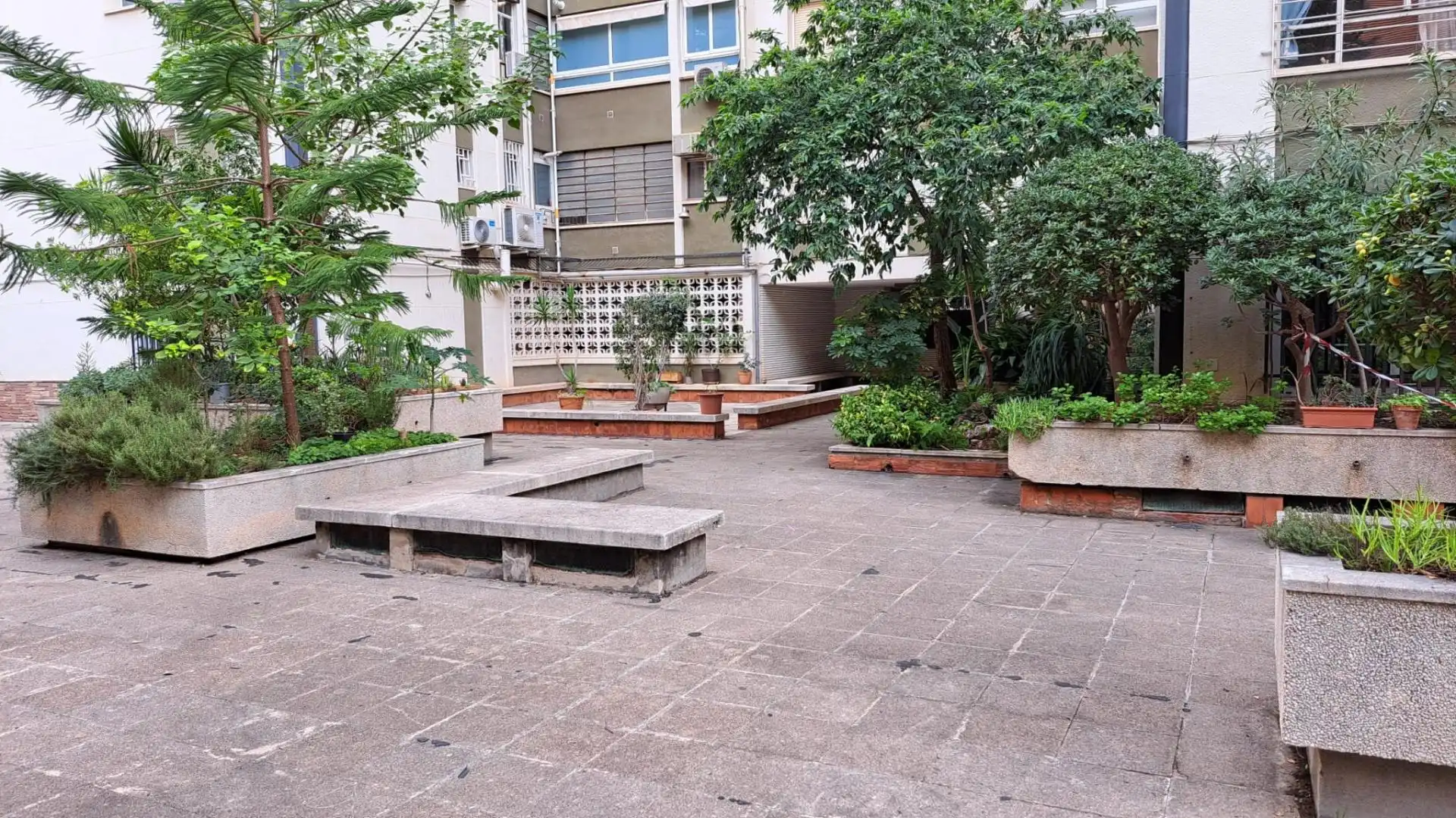 Terraza de Piso en venta en Valencia con Aire acondicionado, Calefacción y Jardín privado