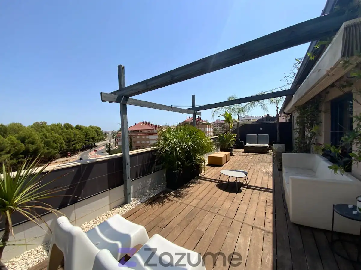 Terraza de Ático de alquiler en Paiporta con Aire acondicionado, Calefacción y Parquet