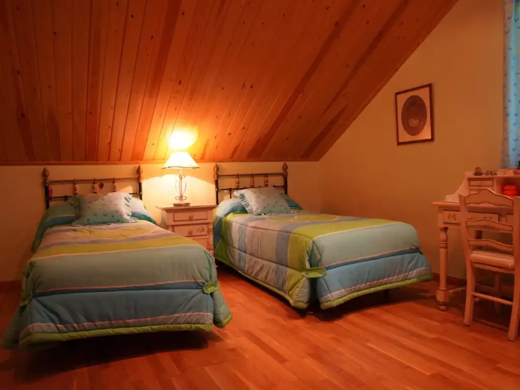 Bedroom of Houses for sale in Bielsa, Huesca