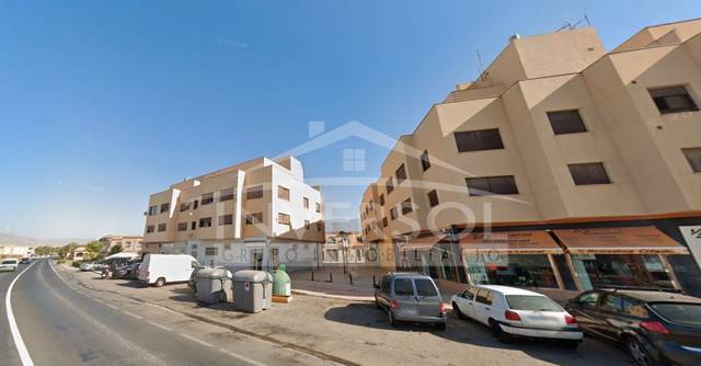 Piso en Venta en Carretera de la Mojonera, 25 en Las Norias