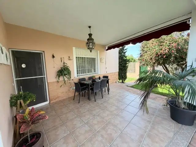 Jardín de Casa o chalet en venta en Palos de la Frontera con Aire acondicionado, Calefacción y Jardín privado