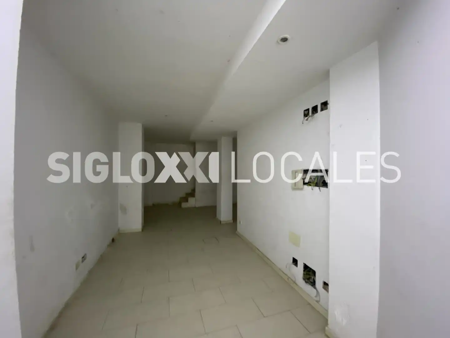 Local comercial en venta en PADILLA, imagen 2