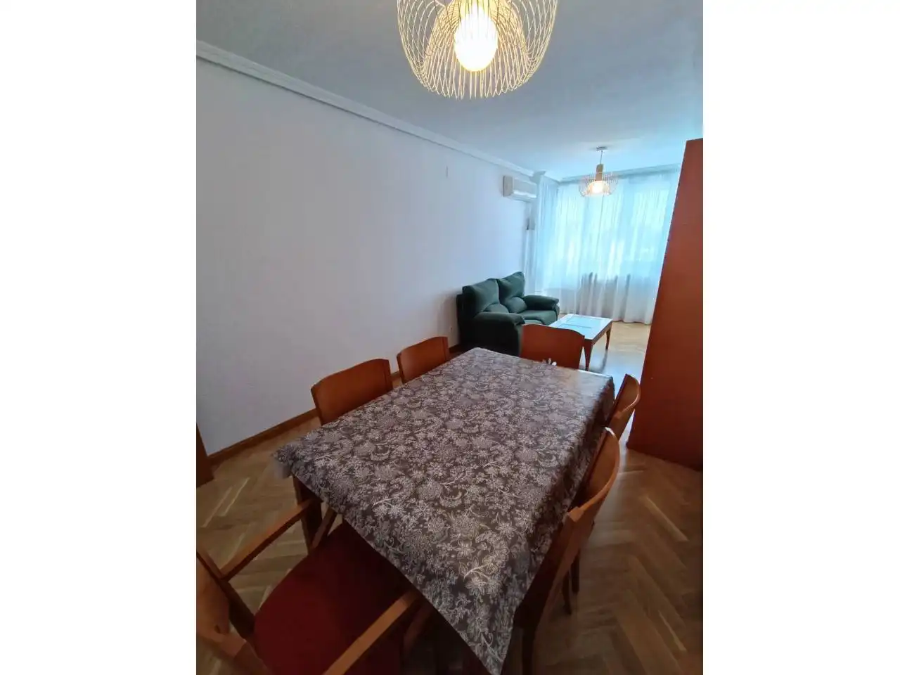 Dining room of Flat for rent in Fuenlabrada  with Air Conditioner, Heating and Parquet flooring
