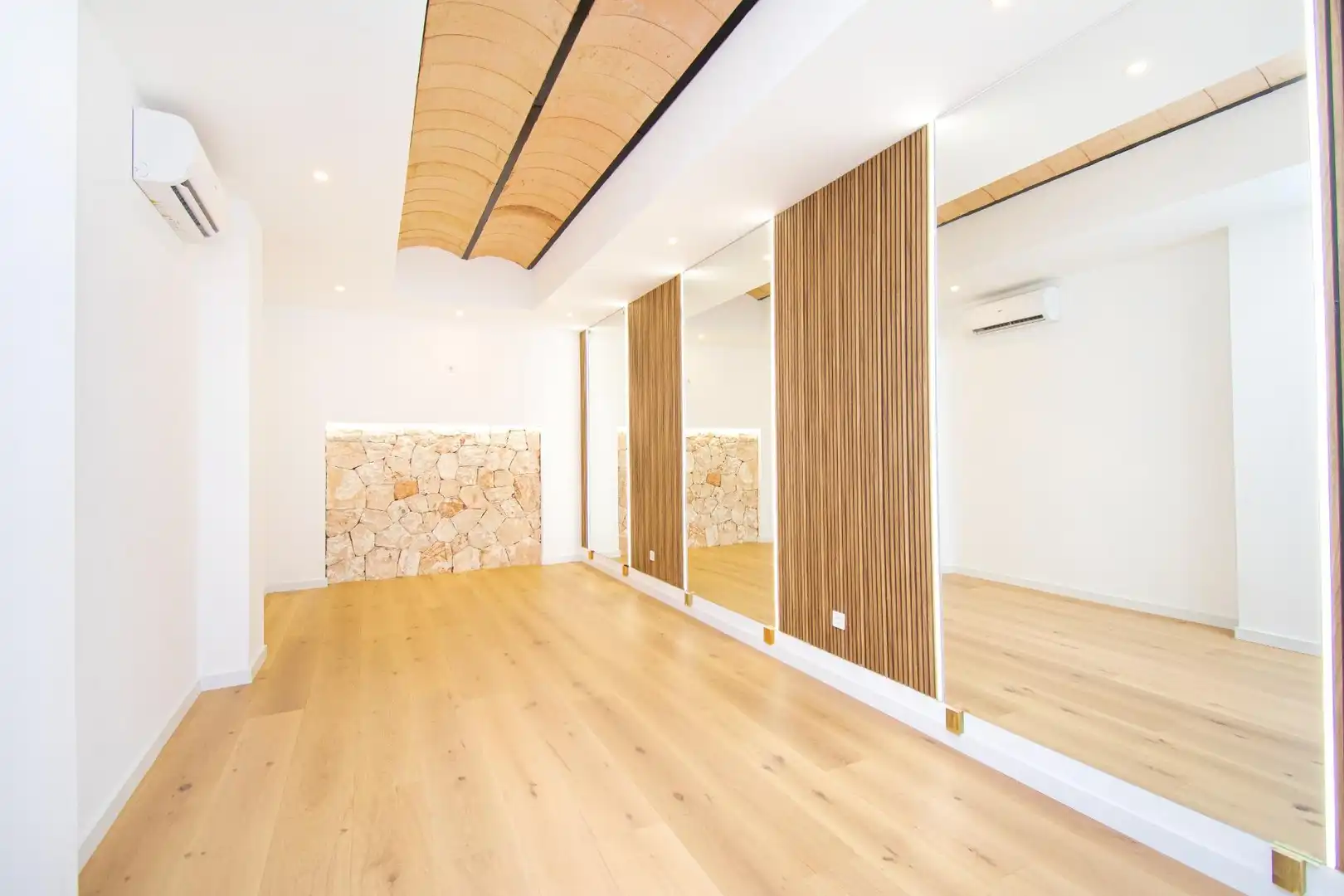Casa amb terrassa en venda a Calle de Nuredduna, imagen 45