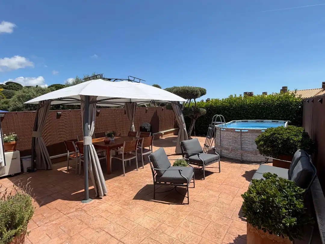 Casa pareada con piscina en venta en Carrer de l'Espígol 1, imagen 6