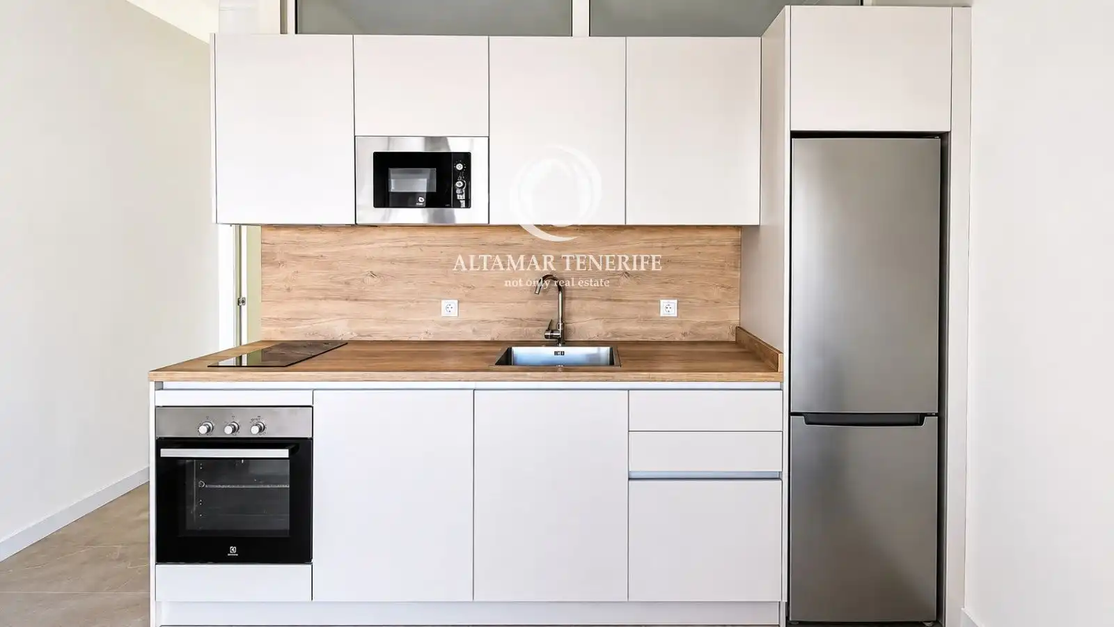 Cocina de Apartamento en venta en Adeje con Terraza, Piscina y Piscina comunitaria