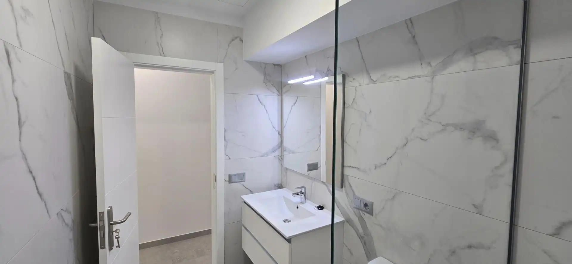 Baño de Piso en venta en Arafo con Terraza y Balcón