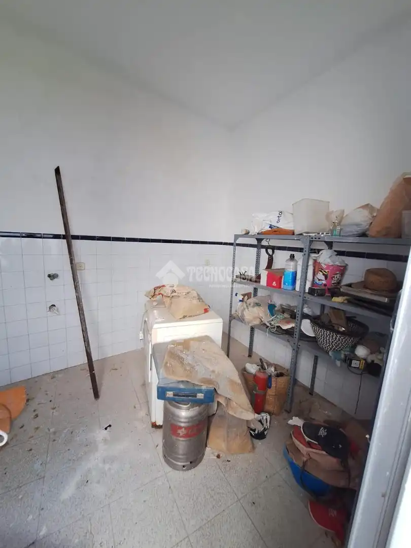 Cuina de Casa o xalet en venda en Carmona amb Aire condicionat i Alarma