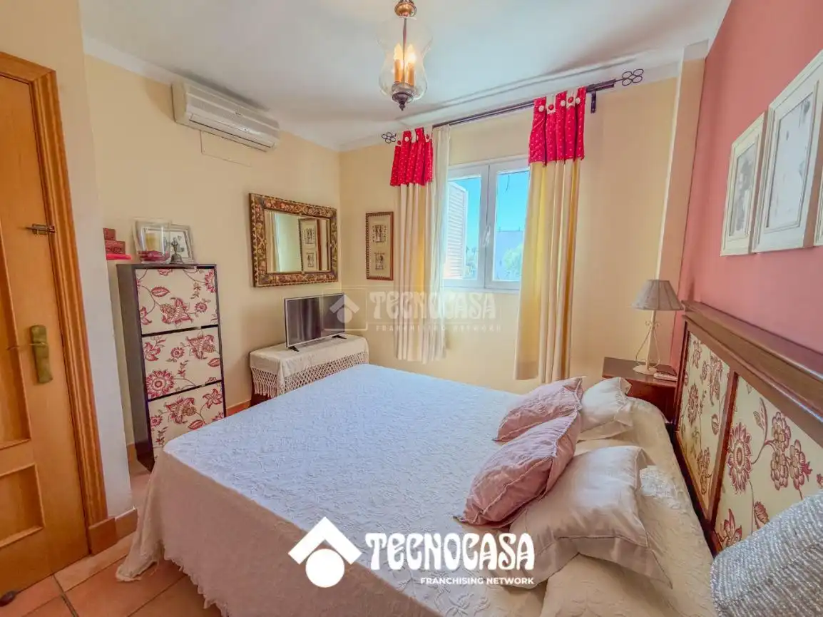 Bedroom of Flat for sale in Rota  with Air Conditioner, Terrace and Storage room