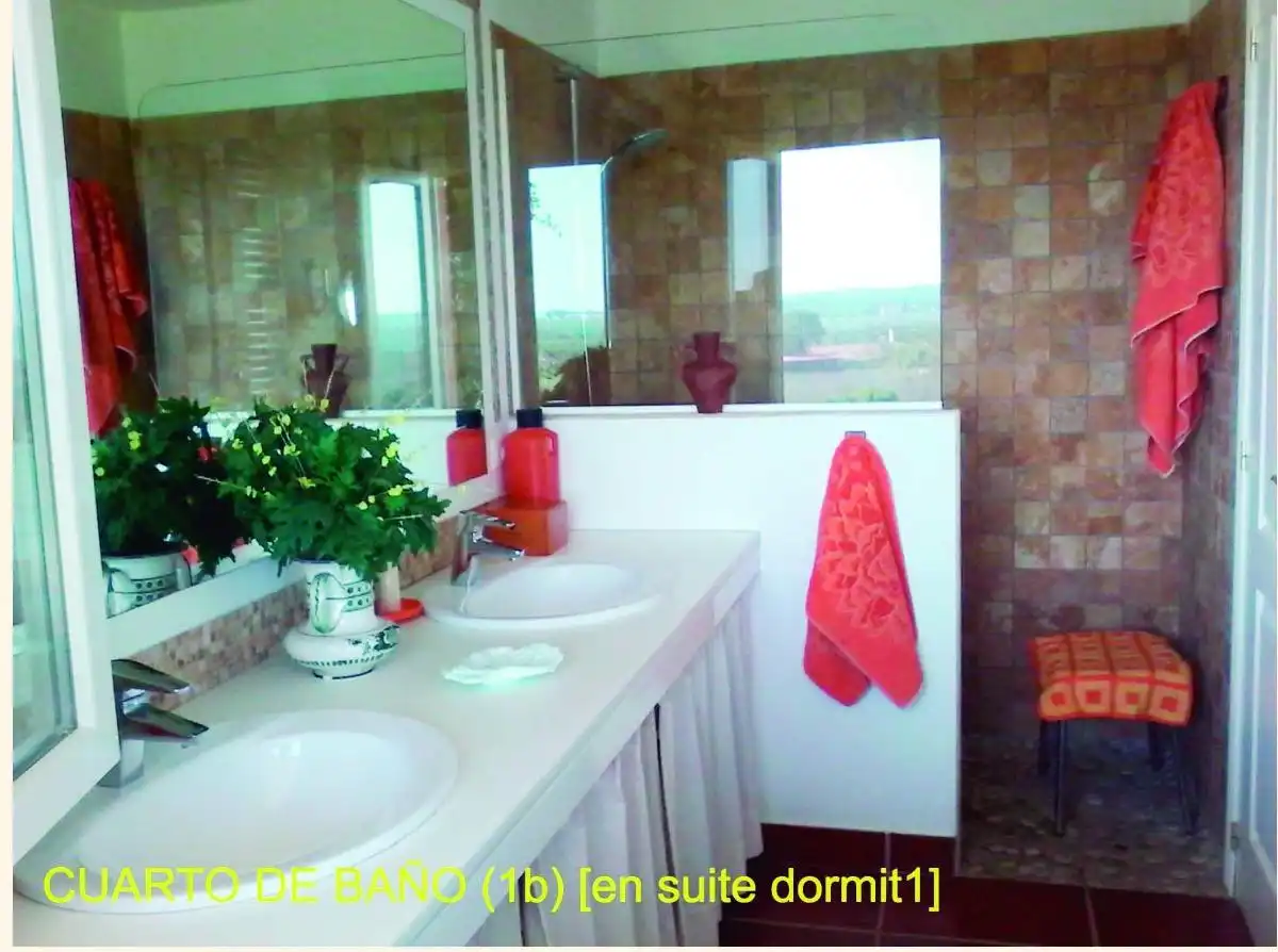 Badezimmer von Country house zum Verkauf in Cartaya mit Terrasse und Abstellraum
