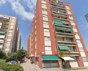 Exterior view of Planta baja for sale in  Barcelona Capital