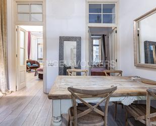 Dining room of Apartment for sale in  Barcelona Capital  with Air Conditioner, Heating and Parquet flooring