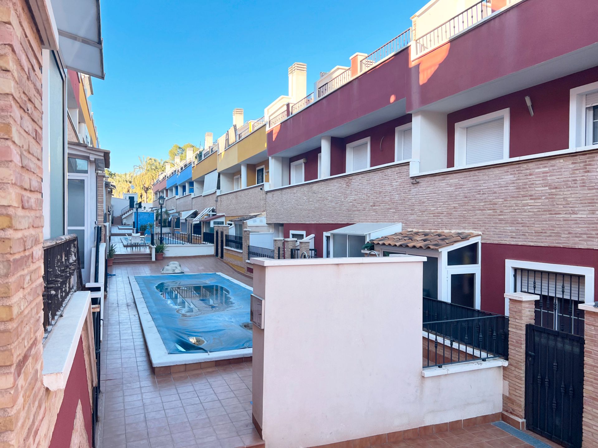 Exterior view of Single-family semi-detached for sale in Alguazas  with Terrace, Oven and Balcony