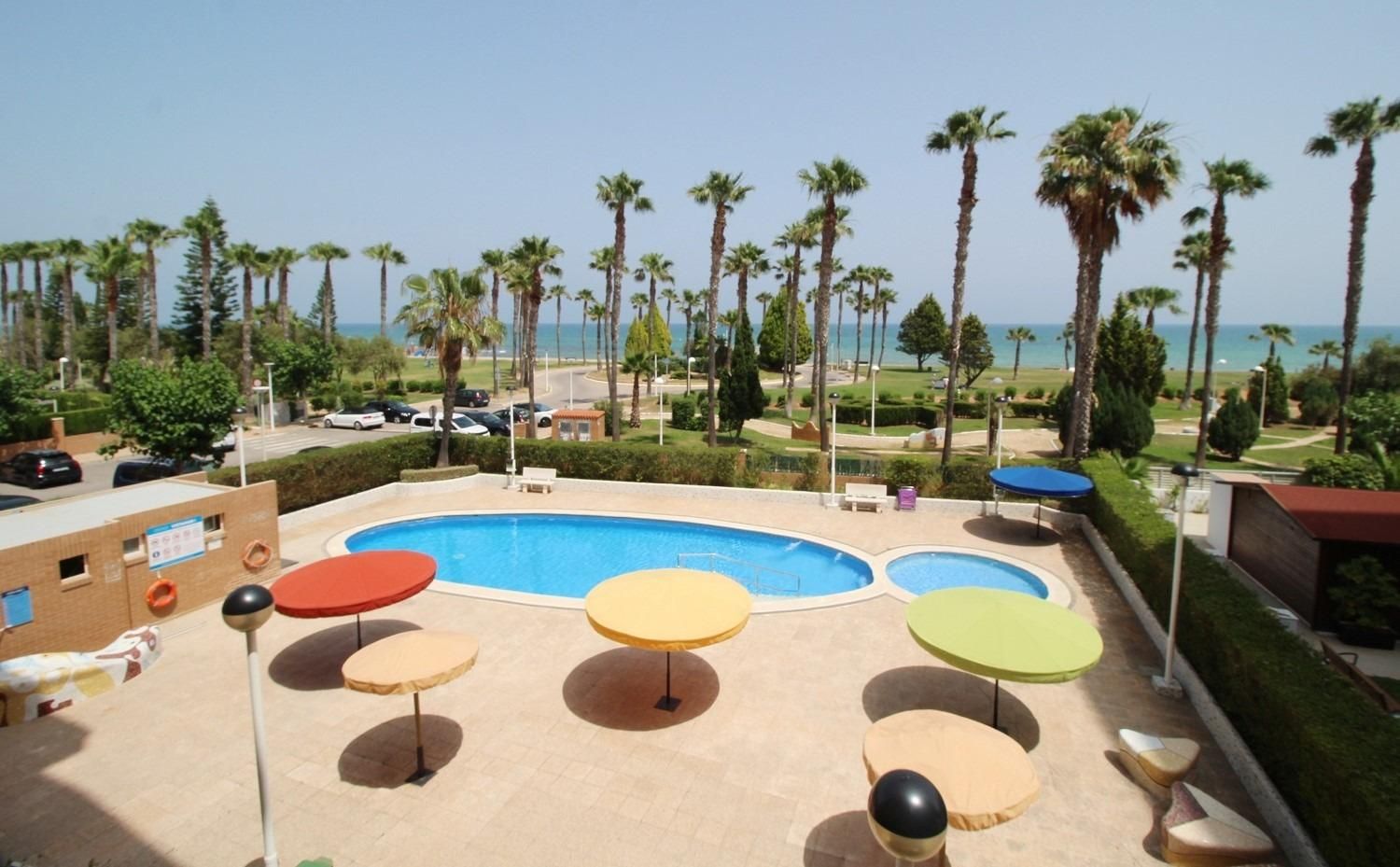 Piscina de Apartament en venda en Oropesa del Mar / Orpesa amb Calefacció, Jardí privat i Terrassa