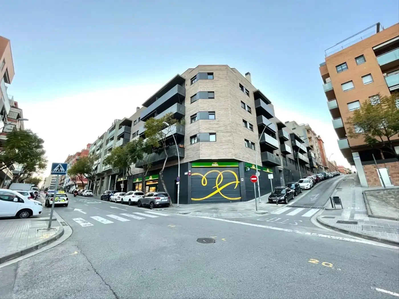 Vista exterior de Garatge en venda en Sant Boi de Llobregat