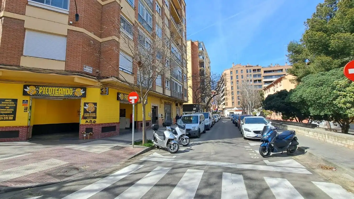 Außenansicht von Geschaftsraum zur Miete in Zaragoza
