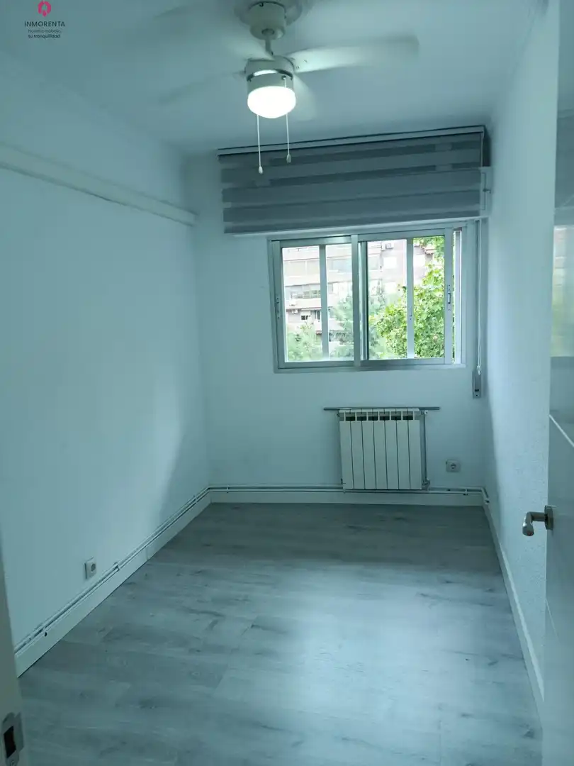 Flat for rent in Calle HIGINIO RODRIGUEZ, Palomeras Bajas