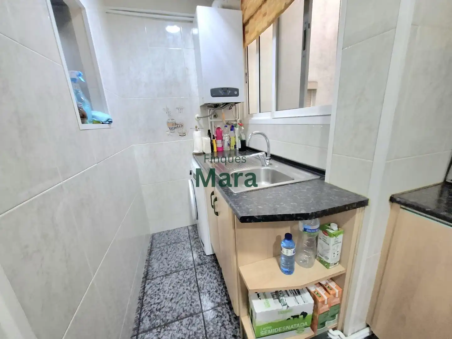 Kitchen of Flat for sale in Sant Boi de Llobregat  with Air Conditioner, Heating and Parquet flooring