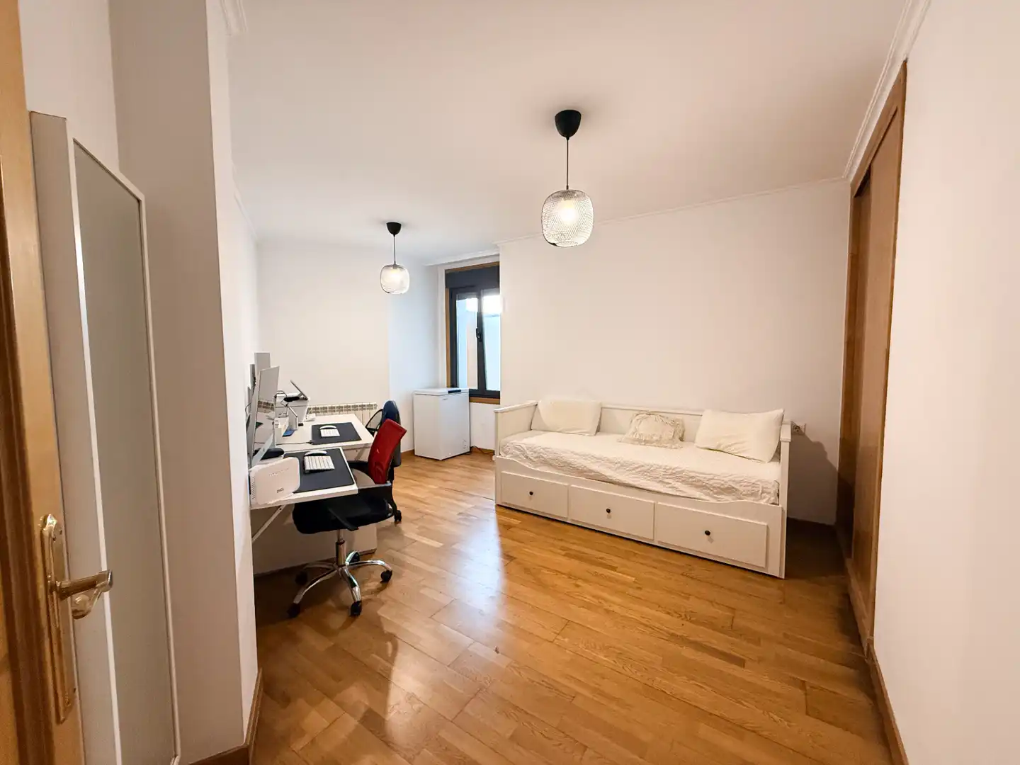 Piso en venta en Vilagarcía de Arousa con Calefacción, Parquet y Terraza