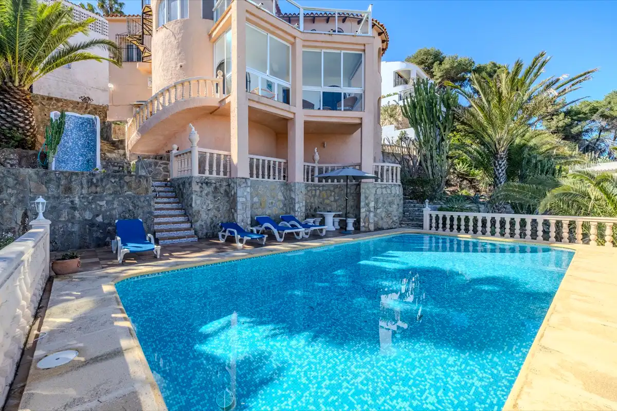 Swimming pool of Houses for sale in Jávea / Xàbia  with Air Conditioner, Heating and Private garden