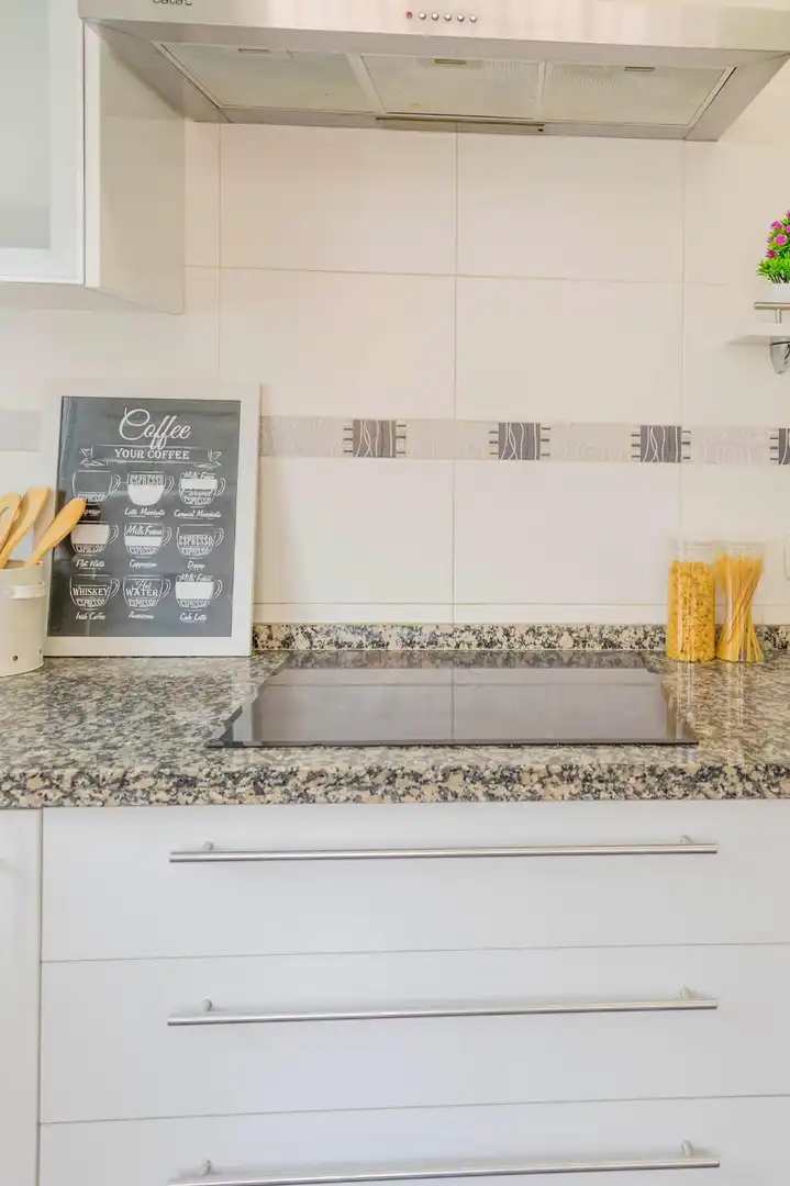 Cocina de Piso en venta en Benalmádena con Aire acondicionado, Jardín privado y Terraza