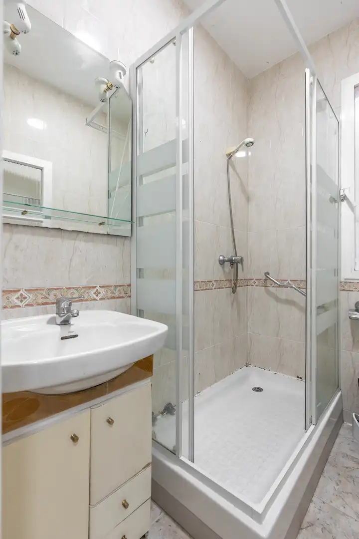 Baño de Piso en venta en Madrid con Calefacción