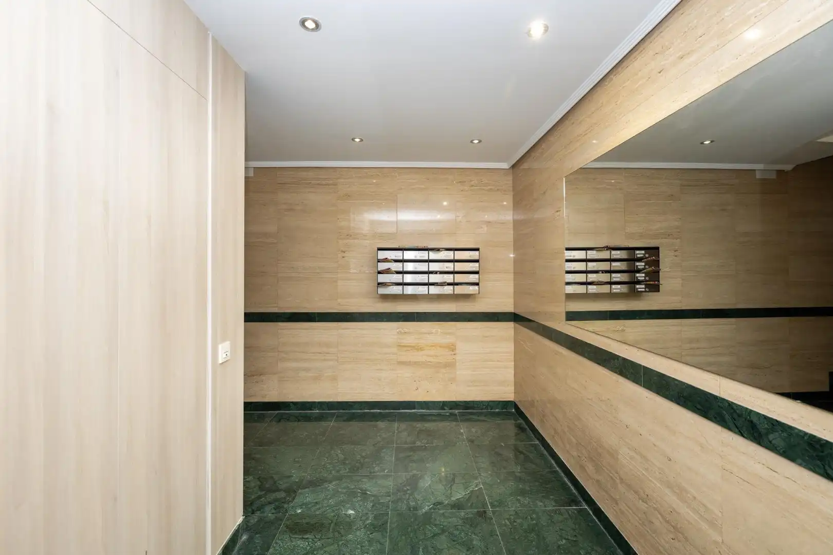 Piso en venta en Granada con Aire acondicionado, Calefacción y Terraza