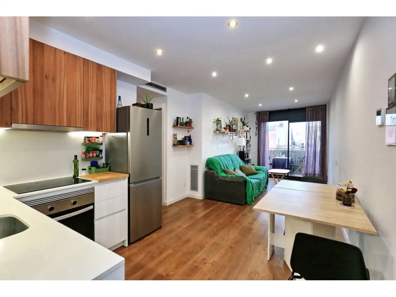 Kitchen of Flat for sale in Barcelona  with Air Conditioner, Heating and Parquet flooring