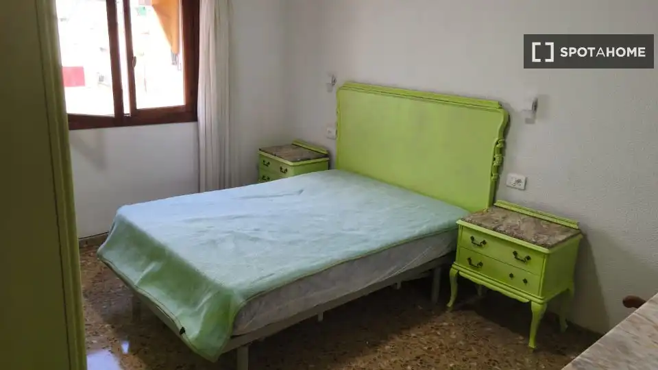 Habitación de Apartamento para compartir en Altea con Aire acondicionado, Calefacción y Terraza