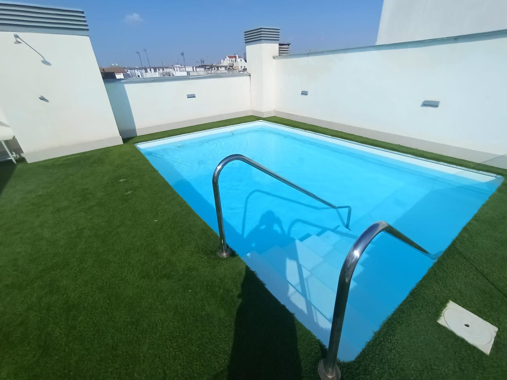 Piscina de Dúplex de lloguer en  Sevilla Capital