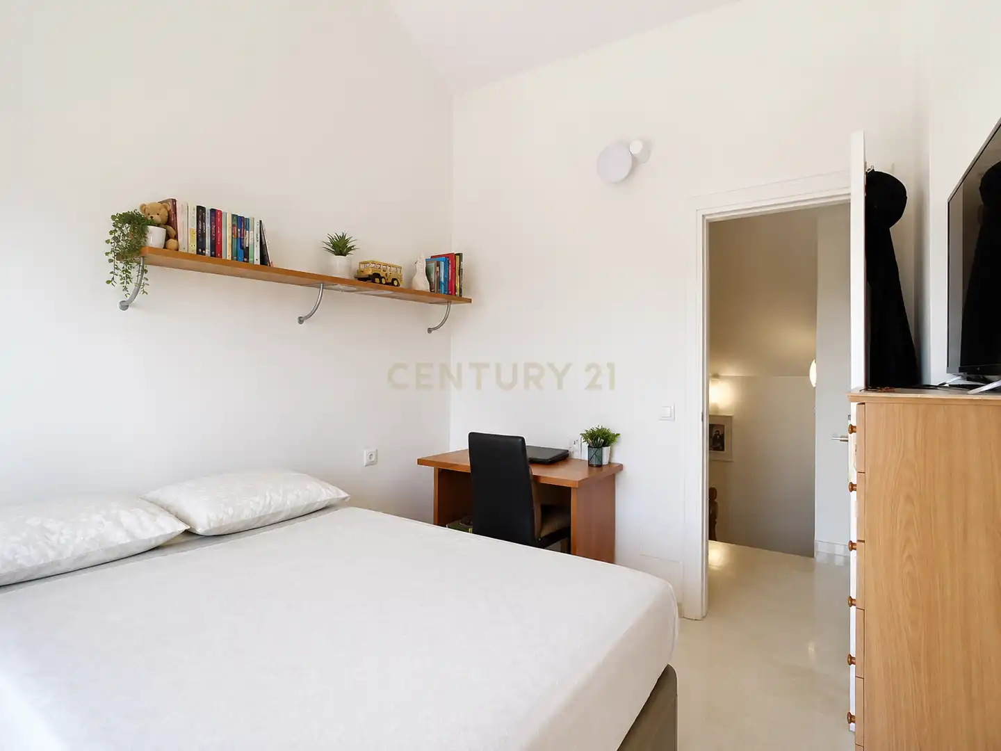 Dormitori de Apartament en venda en Benalmádena amb Aire condicionat i Balcó