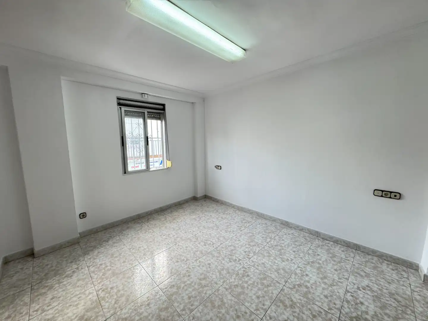 Bedroom of Houses for sale in Sevilla