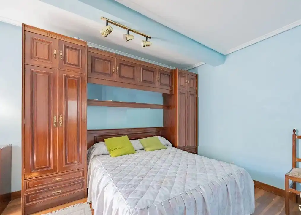 Bedroom of Flat for sale in Bilbao   with Heating and Balcony
