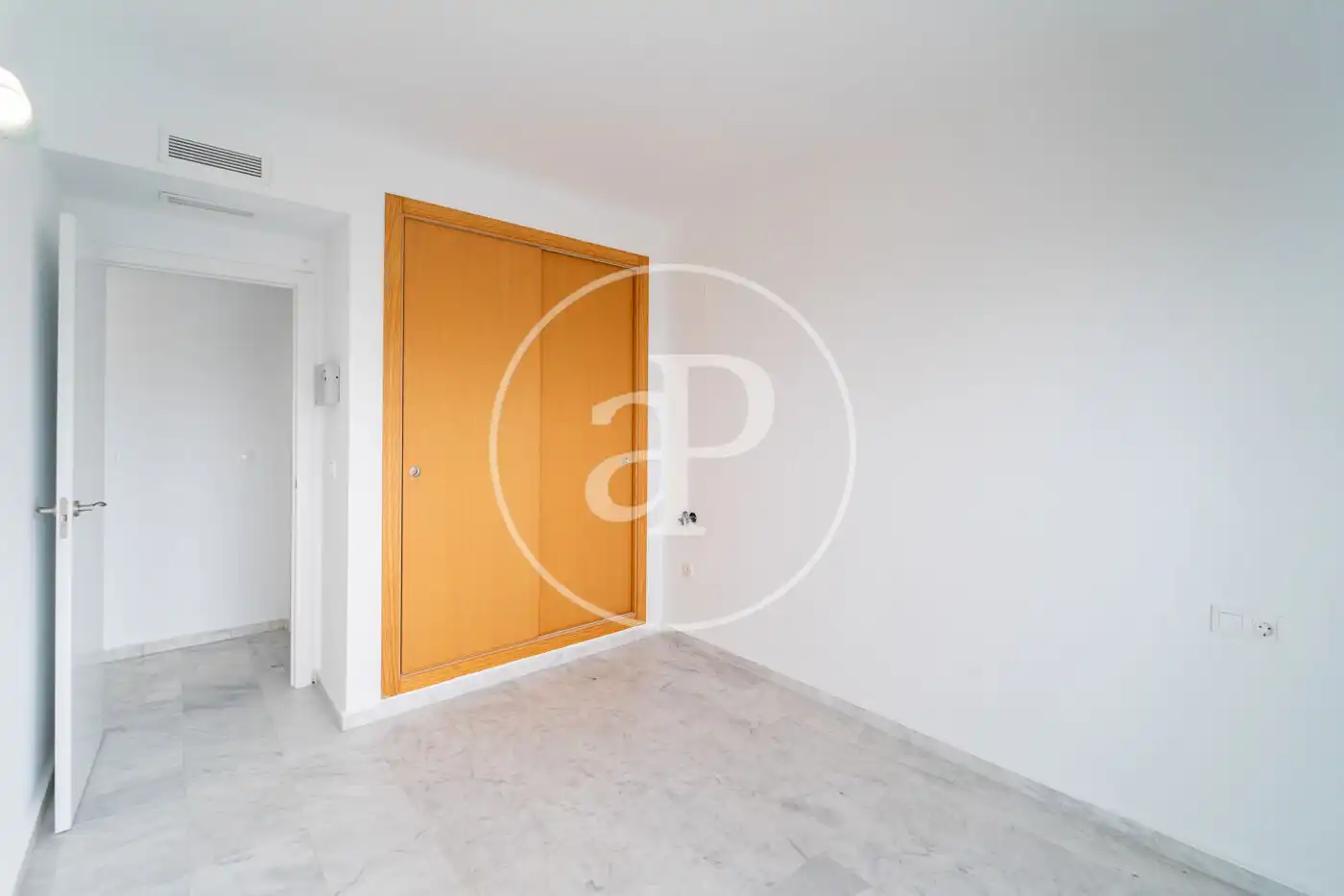 Bedroom of Flat for sale in Benidorm  with Air Conditioner, Heating and Private garden