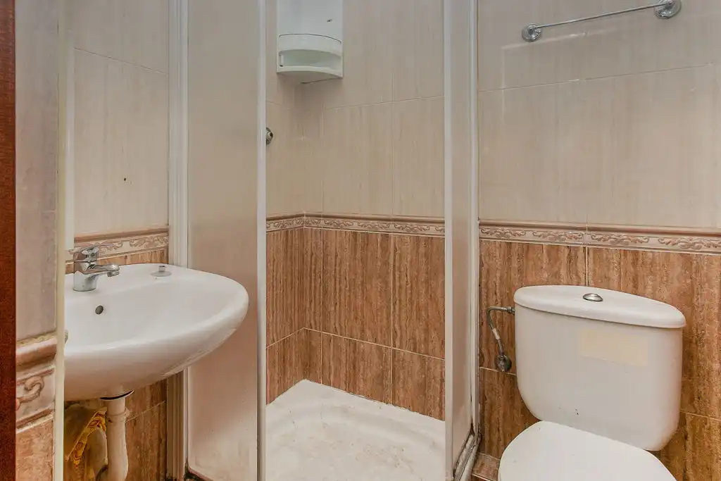 Baño de Piso en venta en Can Serra - Pubilla Cases