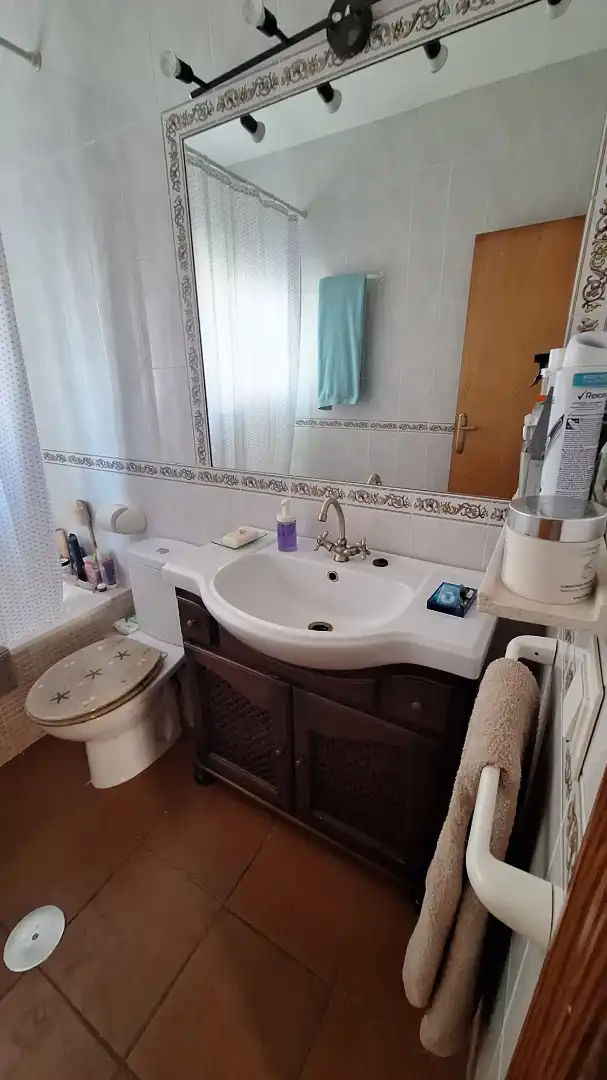 Baño de Casa o chalet de alquiler en Islantilla con Amueblado, Lavadora y Microondas