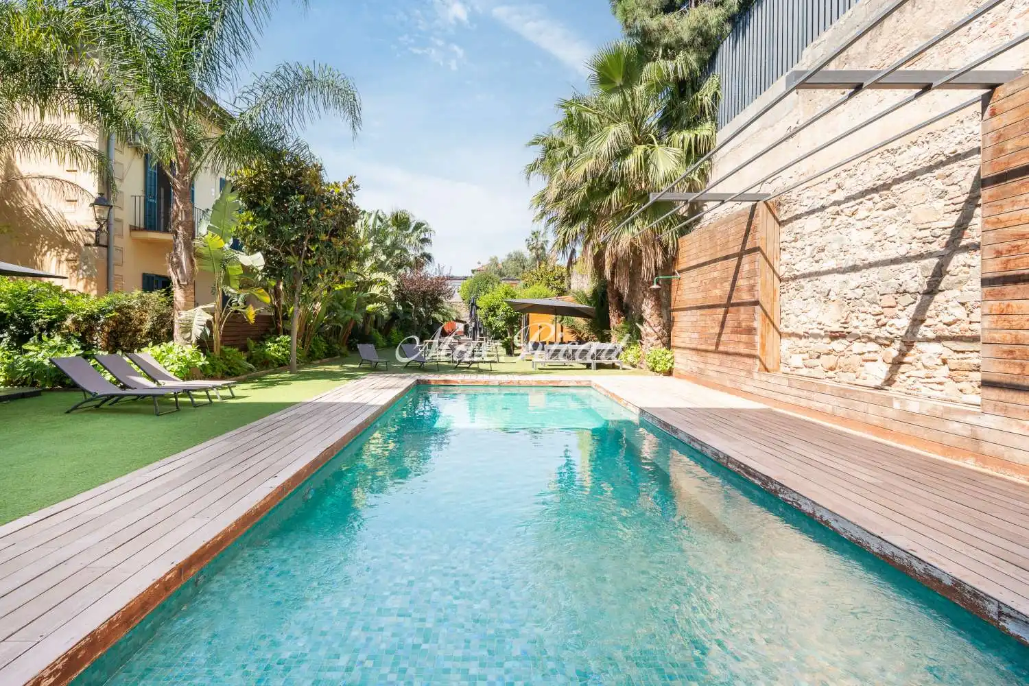 Swimming pool of Flat for rent in Barcelona  with Air Conditioner, Heating and Swimming Pool
