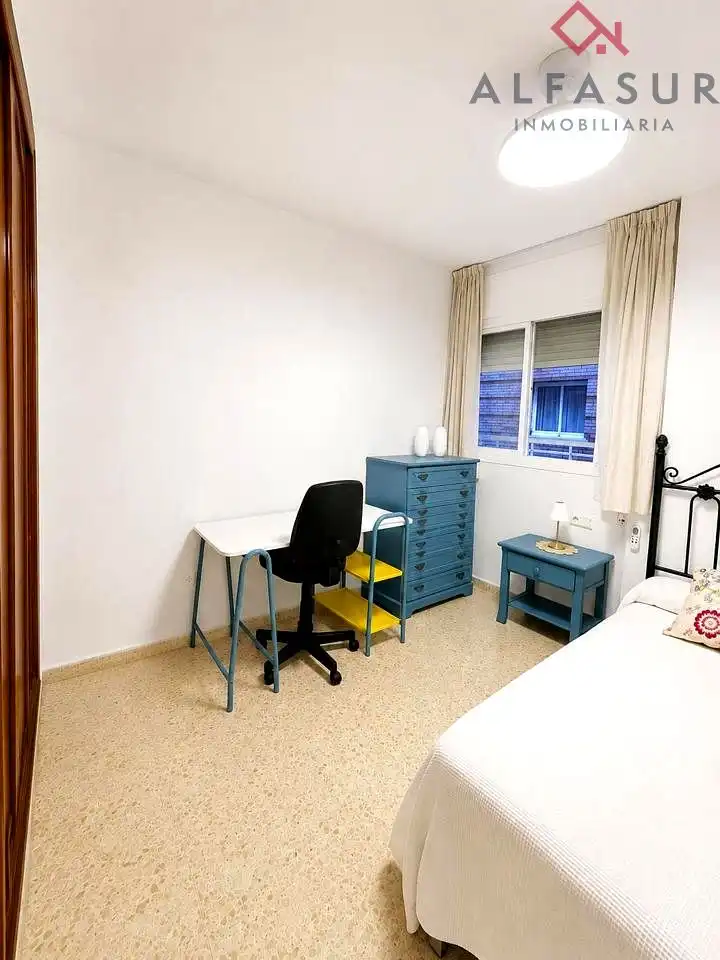 Schlafzimmer von Wohnung zur Miete in Málaga mit Terrasse und Möbliert