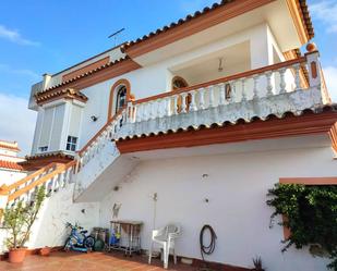 Exterior view of House or chalet for sale in Sanlúcar de Barrameda  with Air Conditioner, Heating and Private garden