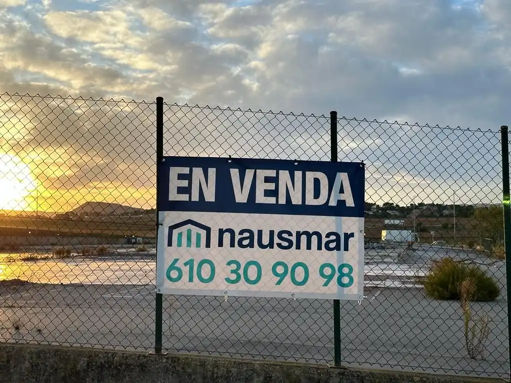 Terreny industrial en venda en Sant Fruitós de Bages