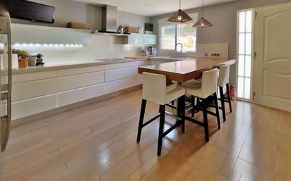 Kitchen of House or chalet for sale in Alicante / Alacant  with Air Conditioner, Terrace and Swimming Pool