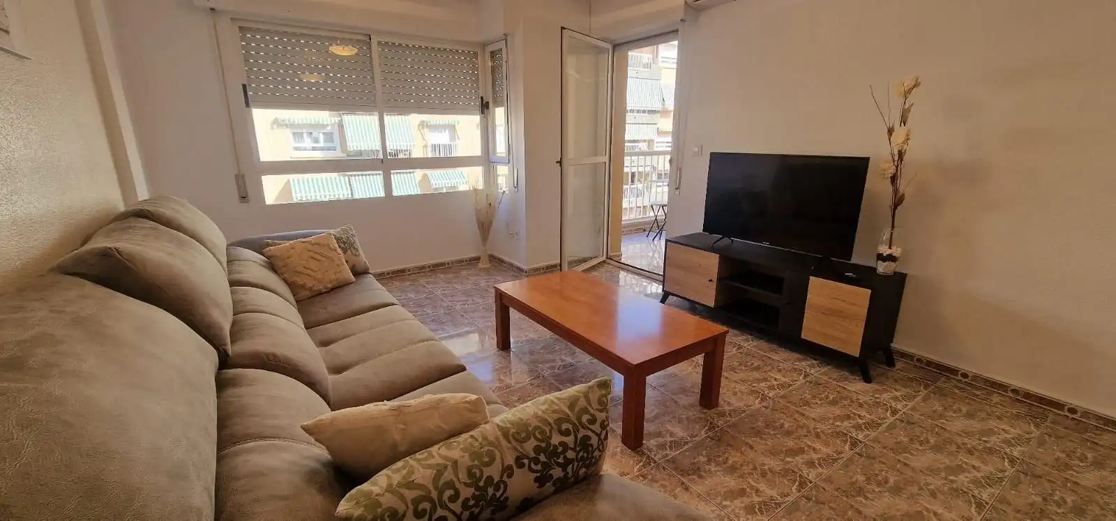 Living room of Flat for rent in Águilas  with Air Conditioner and Furnished