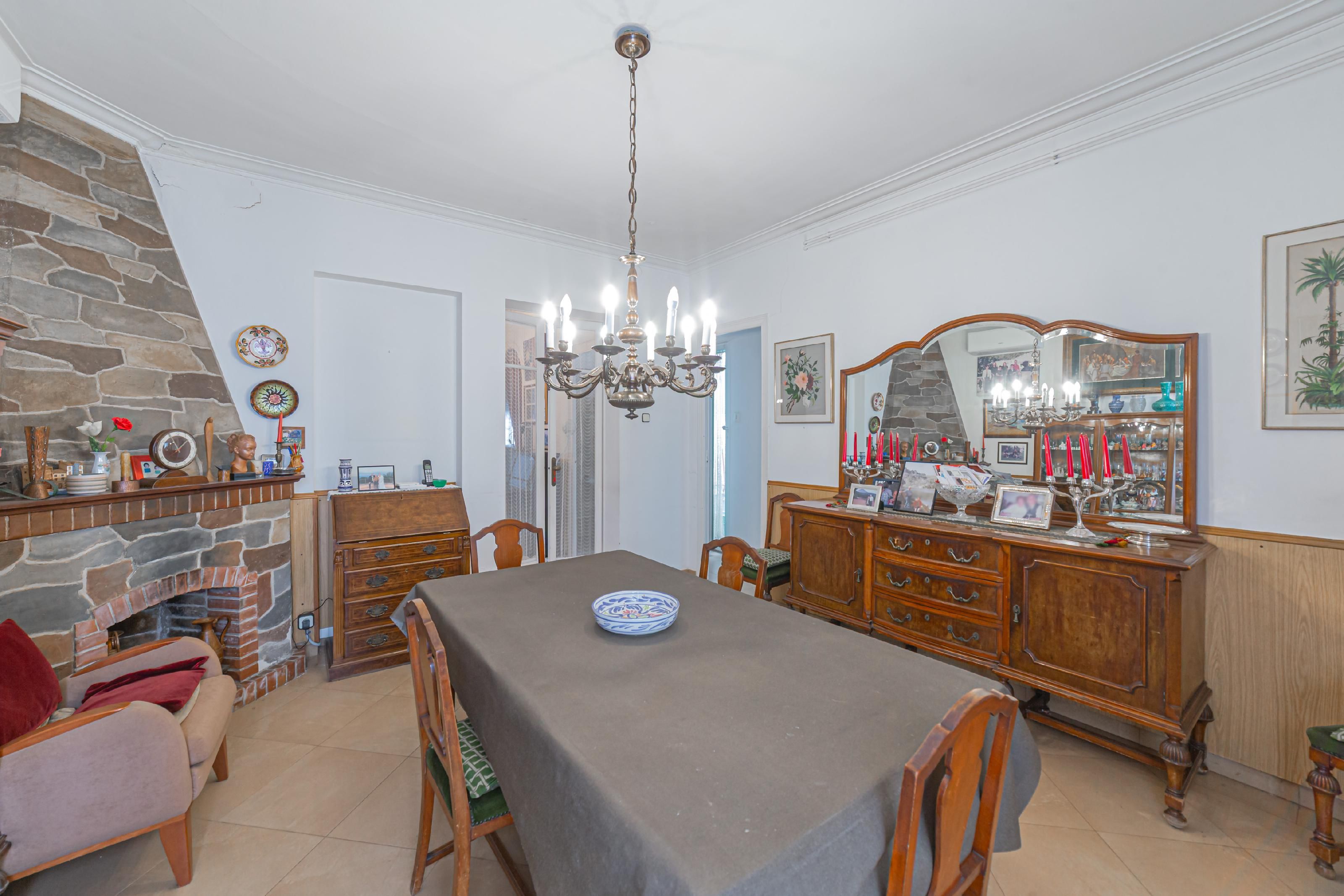 Dining room of Single-family semi-detached for sale in  Barcelona Capital  with Air Conditioner, Heating and Storage room