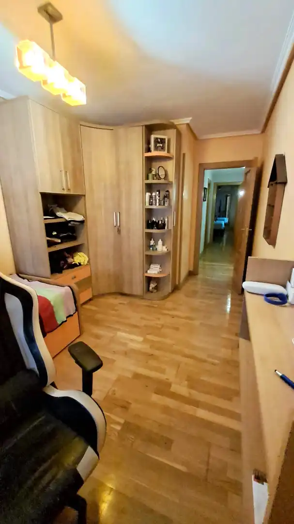 Wohnung zum Verkauf in Cuéllar mit Heizung, Parkett und Abstellraum