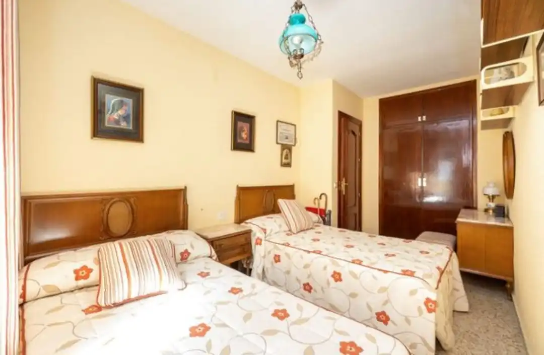 Wohnung zur Miete in Avenida de América, 40, Barrio de Zaidín