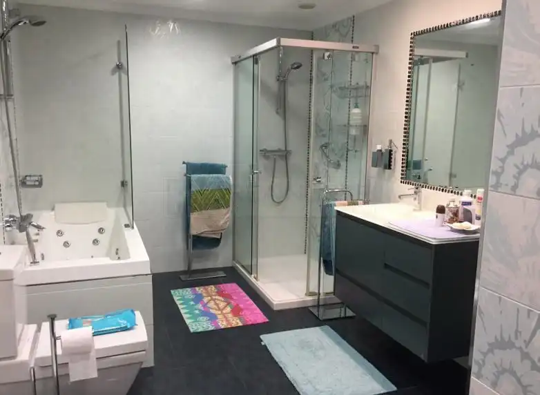 Bathroom of Detached homes for sale in Vitoria - Gasteiz  with Heating, Private garden and Parquet flooring