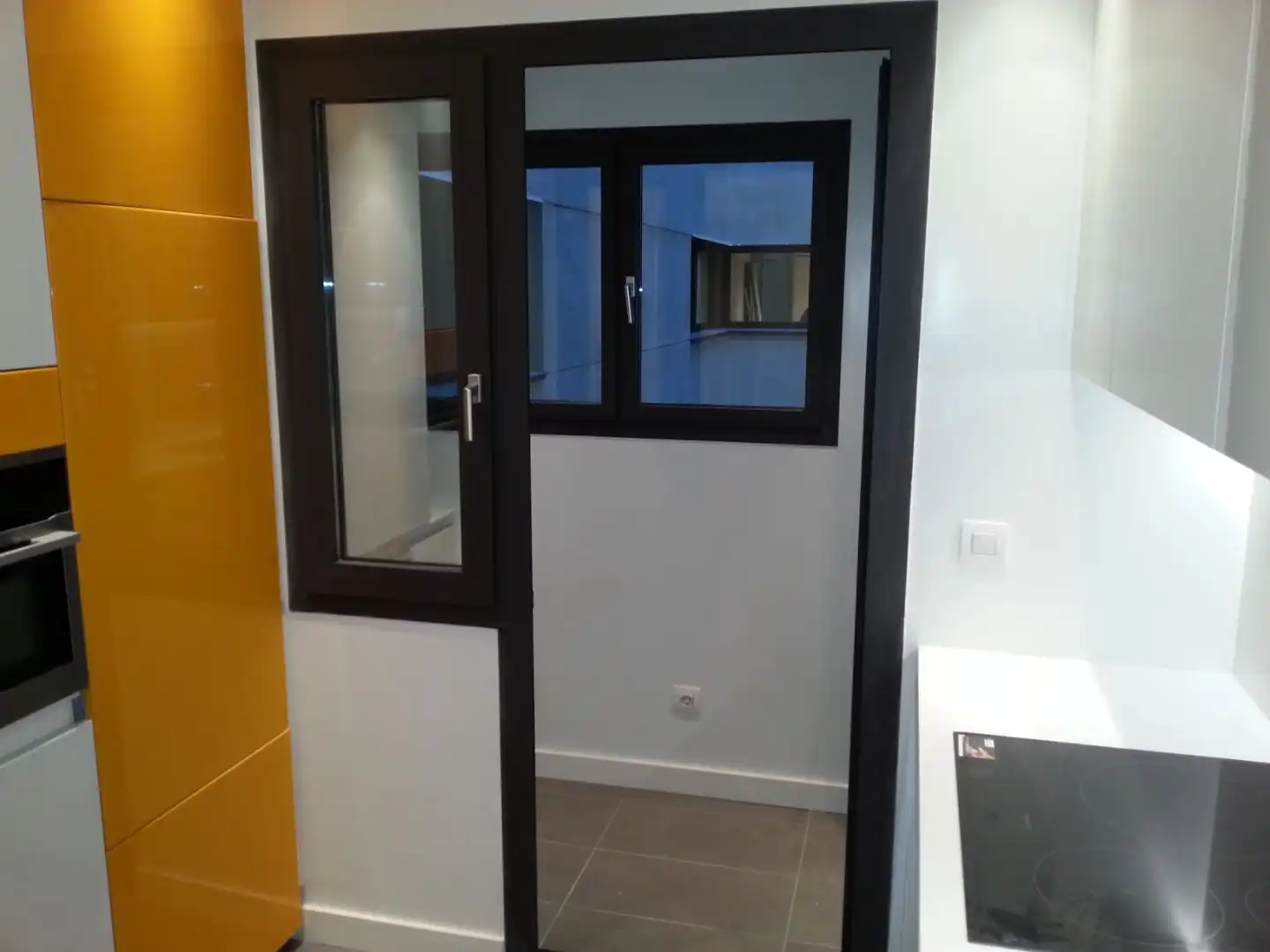 Flat for rent in Madrid  with Air Conditioner, Parquet flooring and Storage room