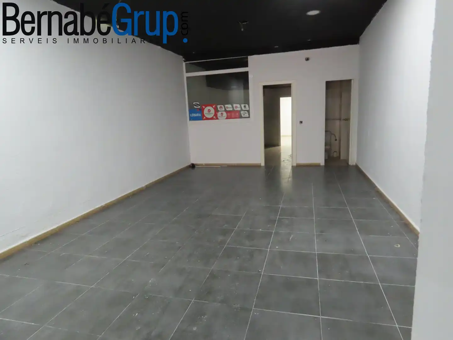 Gewerbefläche zur Miete in Carrer de Francesc Macià i Llussà