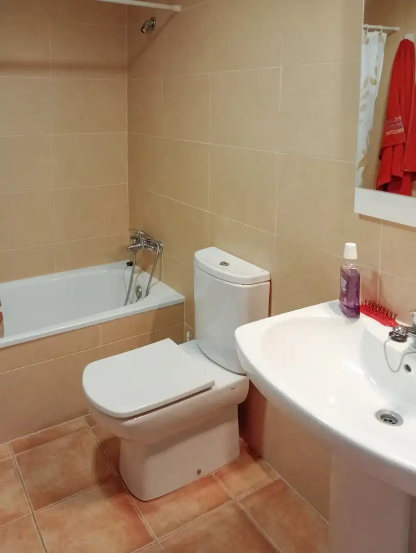 Bany de Pis en venda en Rubielos de Mora amb Aire condicionat, Calefacció i Terrassa