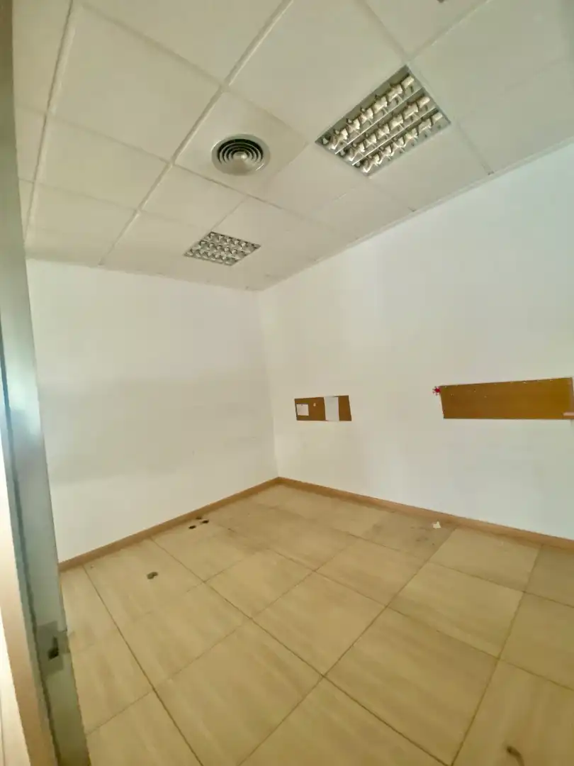 Local en venda en Albacete amb Aire condicionat, Calefacció i Moblat